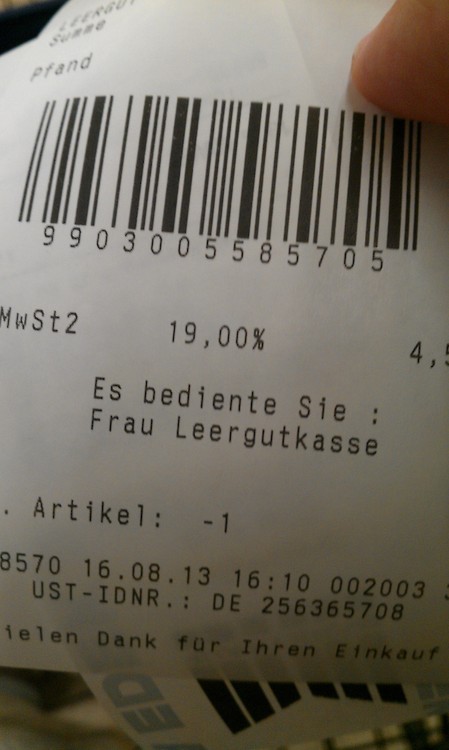 Es bediente Sie ... wer?